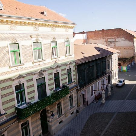 Sabrini Residence B3 Timisoara Old Town Екстер'єр фото