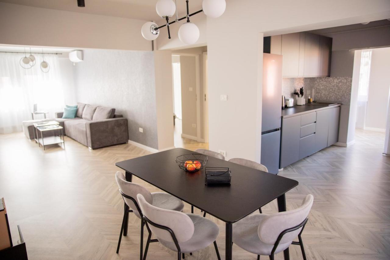 Sabrini Residence B3 Timisoara Old Town Екстер'єр фото
